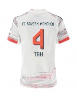 Ženske Nogometnih dresov Bayern Munich Jonathan Tah #4 Gostujoči 2025-26 Kratki rokavi